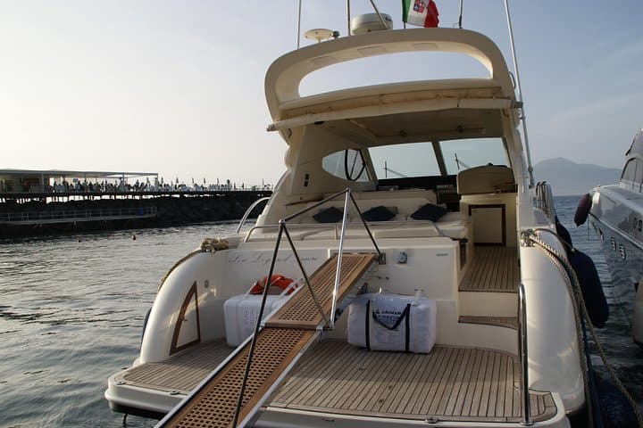 Private Cruise from Naples to Capri and Amalfi Coast - yacht 50'