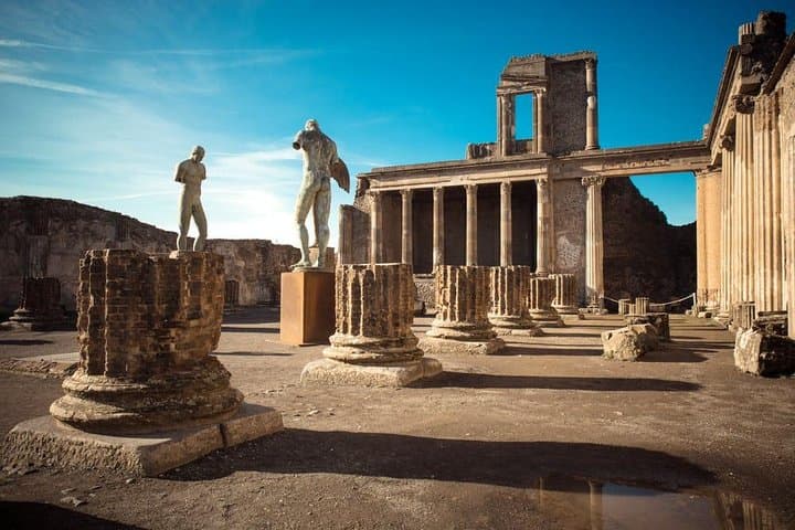 Pompeii Ruins Excursion for 3 hours (round-trip included)