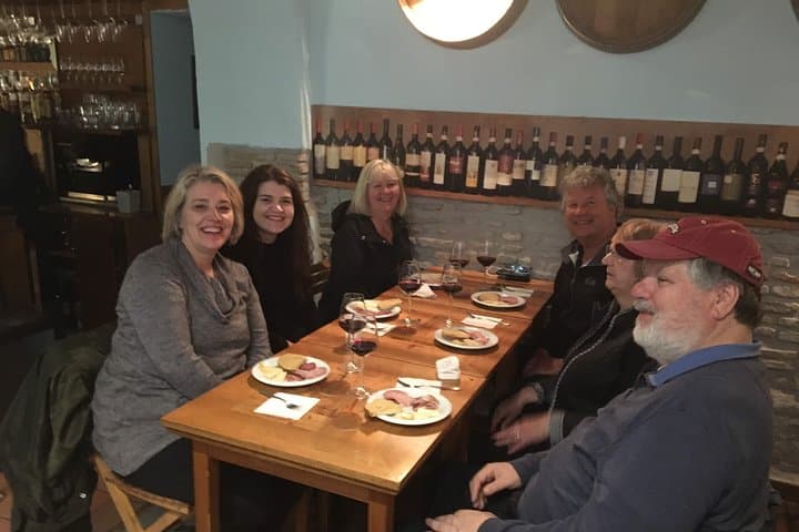 Rome Jewish Ghetto Food & Wine Tour & Guided Visit of Top Sites Lit Up at Night