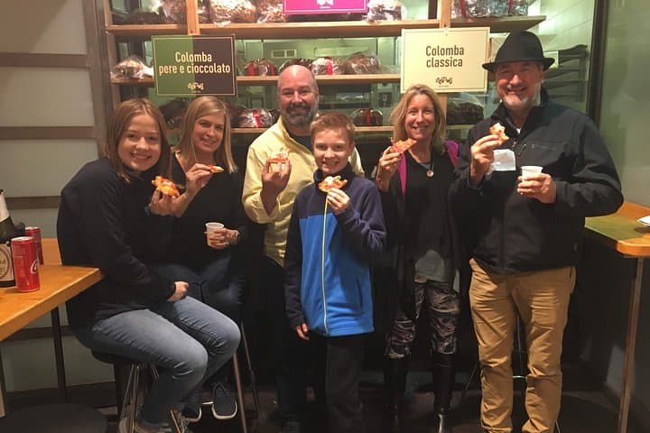 Rome Jewish Ghetto Food & Wine Tour & Guided Visit of Top Sites Lit Up at Night