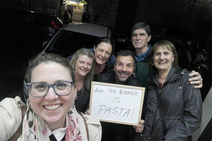 Rome Jewish Ghetto Food & Wine Tour & Guided Visit of Top Sites Lit Up at Night