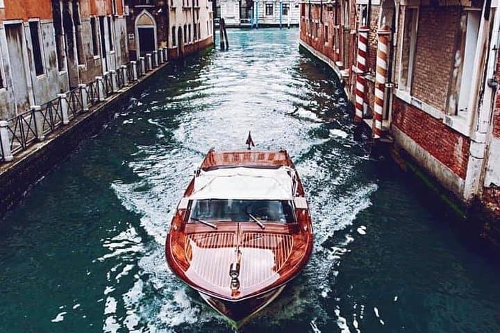 Venice for Pleasure: Water Taxi & Hidden Venice