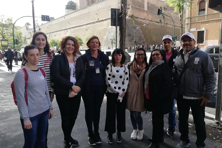 “Group meeting point near the Vatican entrance, ready for the guided tour.”
