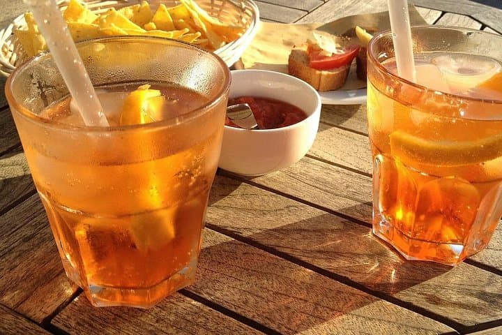 Traditional Spritz and Cicchetti Experience in Venice