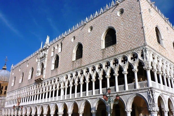 Guided Walking Tour of Venice, St Mark's Basilica & Doge's Palace