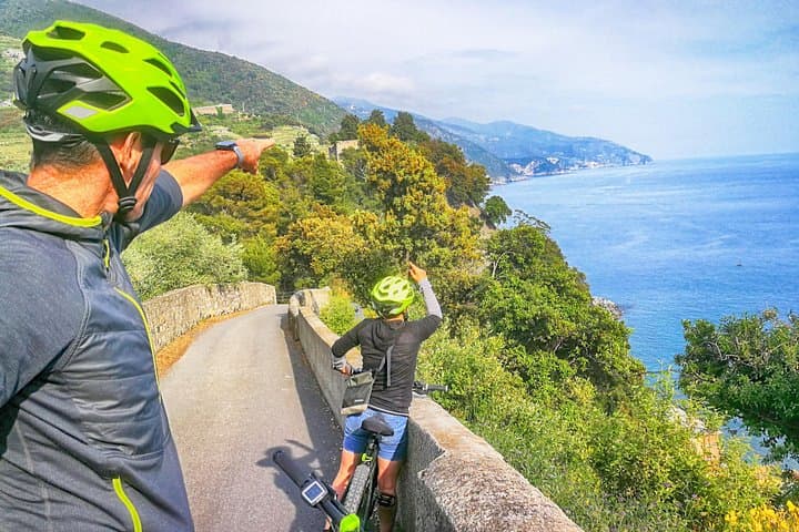 The heart of the 5 Terre: Monterosso and national park ebike tour