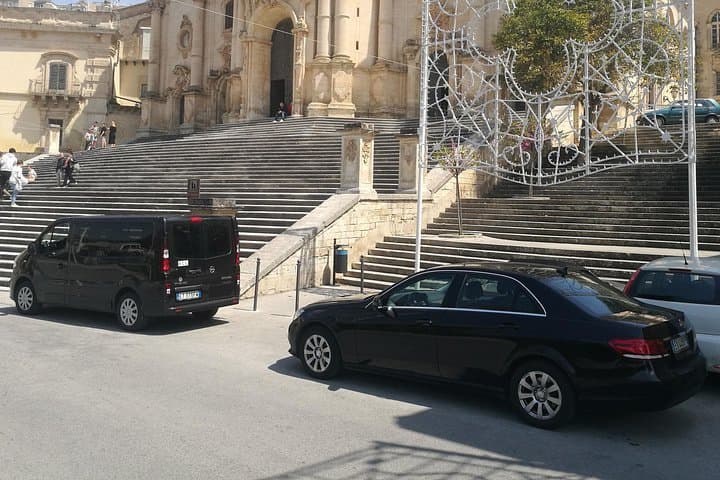 Transfer from Taormina and sourrounding villages to Catania Airport