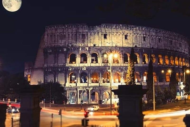 COLOSSEO BY NIGHT