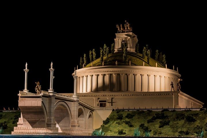 Mausoleum of Adriano