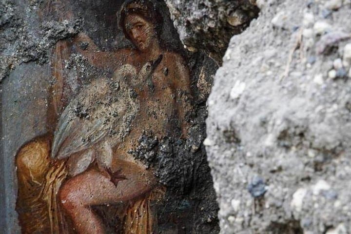 Pompeii and Amalfi Coast Day Trip from Naples