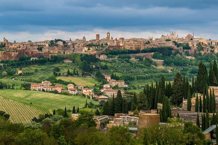 Day Trip: Orvieto And Civita Di Bagnoregio Private Tour + Wine Tour With Lunch