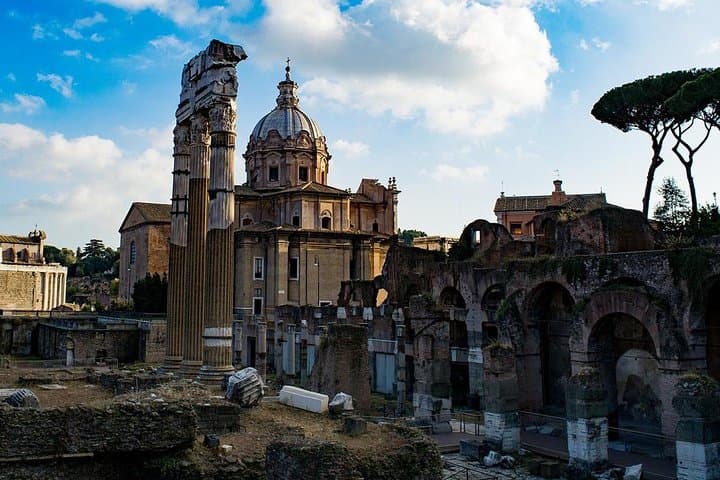 Colosseum and Roman Forum Guided Tour