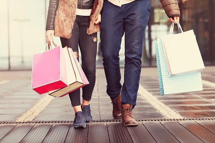 Serravalle Outlet shopping, private tour from Milan, by car.