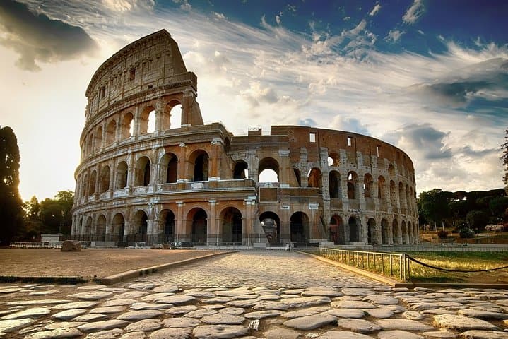 Colosseum and Roman Forum Guided Tour