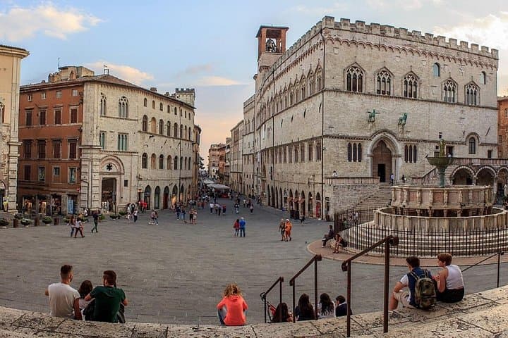 Main street Corso Vannucci