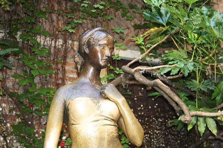 Verona in a Day: Skip-the-Line Arena and Juliet’s House Tour