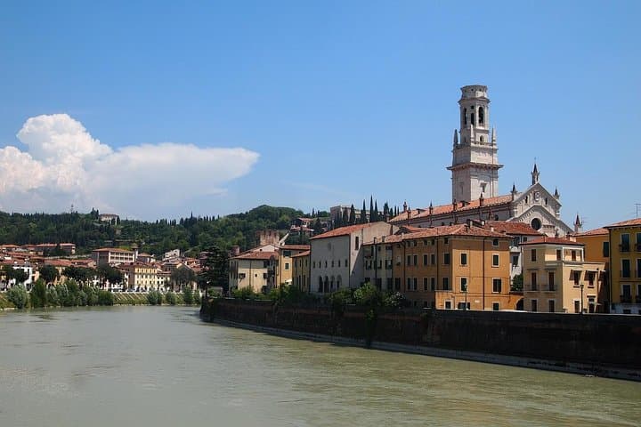 Verona in a Day: Skip-the-Line Arena and Juliet’s House Tour