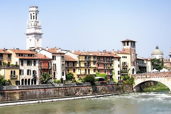 Verona in a Day: Skip-the-Line Arena and Juliet’s House Tour