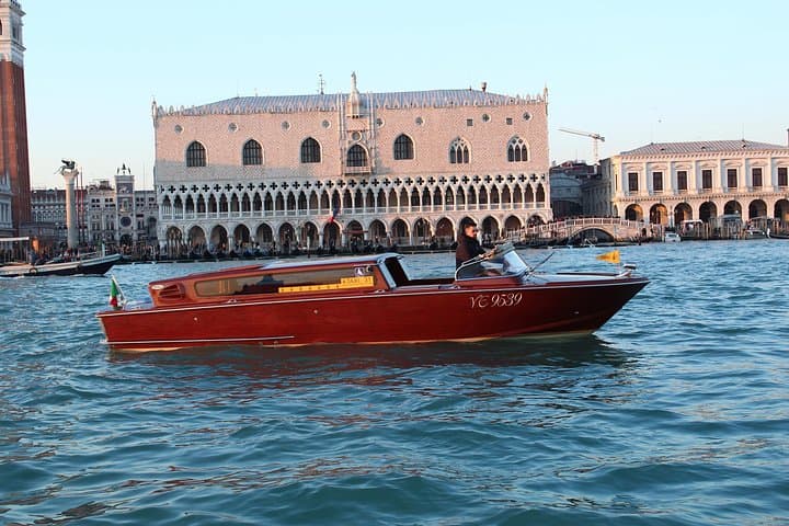 Water Taxi on the Grand Canal