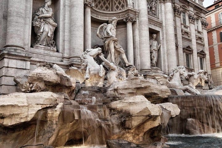 Rome Walking tour - Squares and fountains - Private
