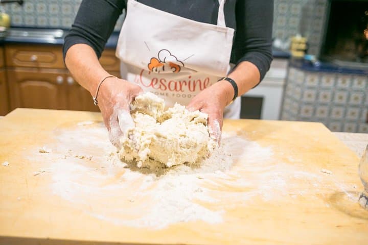 Cesarine: Small Group Pizza and Tiramisu Class in Venice
