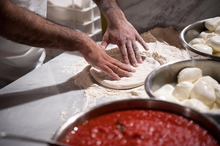 Naples: Pizza Making Class in a Local Home by Cesarine