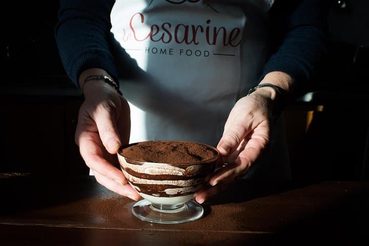 Private Pizza & Tiramisu Class at a Cesarina's home with tasting in Palermo