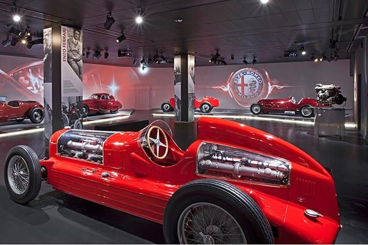 Alfa Romeo Museum, private guided tour from Milan, by car.