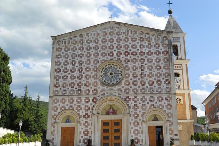 The Eucharistic Miracle & the Holy Face Private Tour from Rome