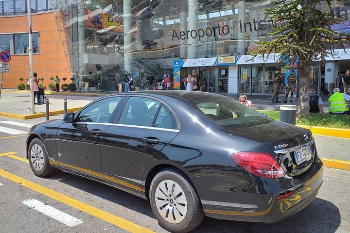 Private Transfer from Naples (Hotel, b&b) to Fiumicino Airport