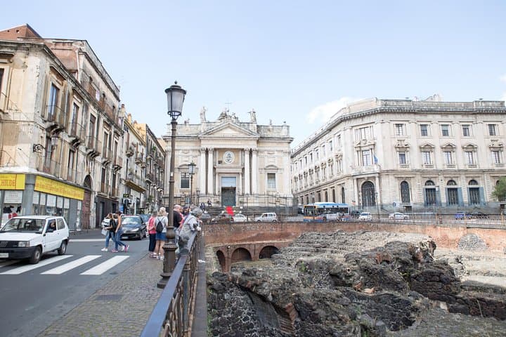 Piazza Stesicoro, city centre