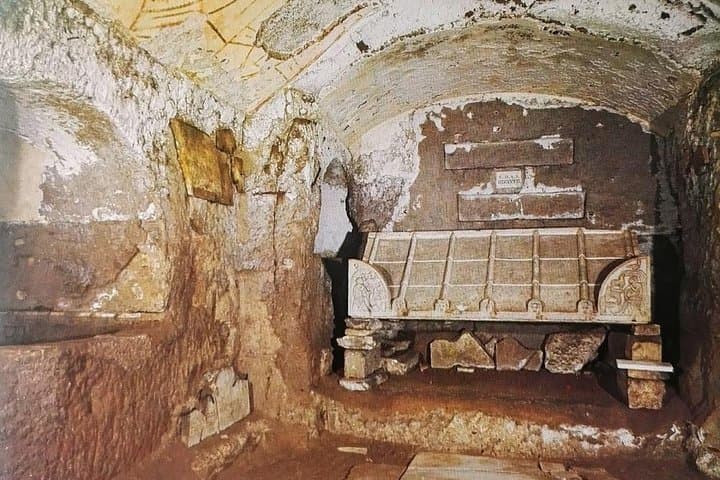 Explore the Catacombs in Rome with Private Transfer