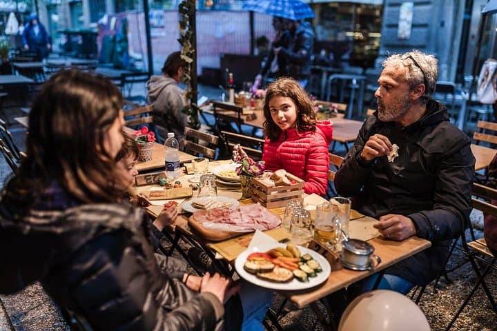 Bologna Private Food Tour with a Local Foodie: Bologna's Tastiest Treats