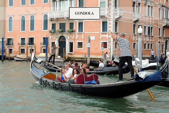 Doge's Palace, St. Mark's Basilica guided tour & Gondola ride
