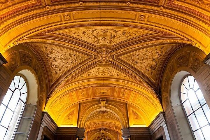 Private Tour VIP: Papal City & Sistine Chapel
