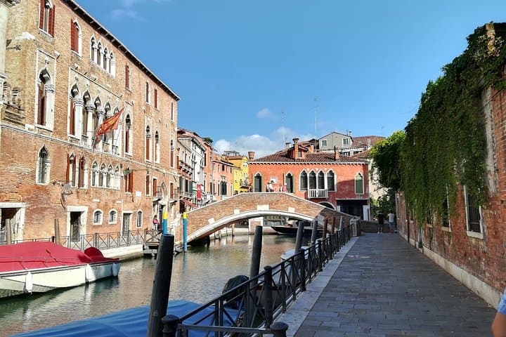 Venice Accademia Gallery & Dorsoduro Private Guided Tour