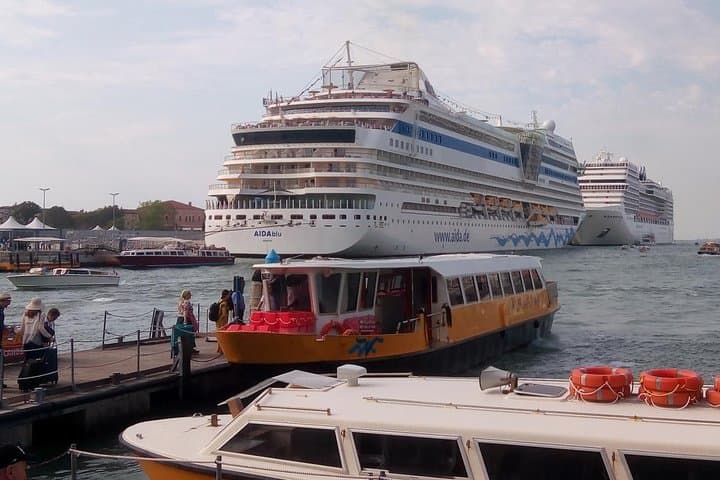 Venice cruise terminal - detail