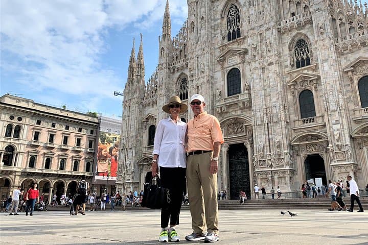 Skip the Line: Express Milan Duomo and Rooftop Private Tour