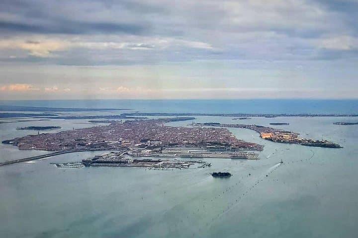 Venice for Pleasure: Water Taxi & Hidden Venice