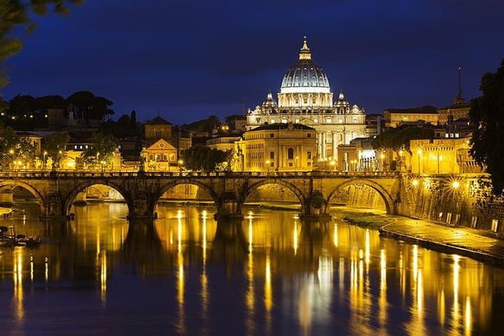 Rome by Night with Pizza and Gelato (Minimum 2 People)