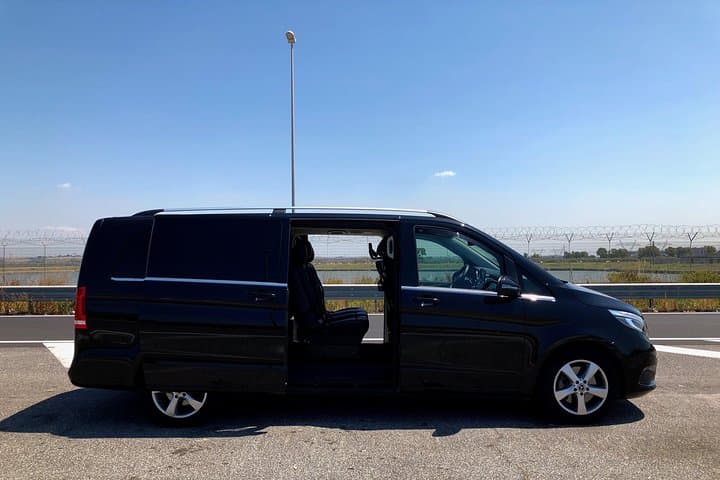Rome to Civitavecchia Port - Private Transfer