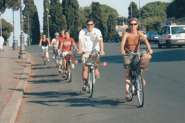 Rome Highlights by E-Bicycle Small group