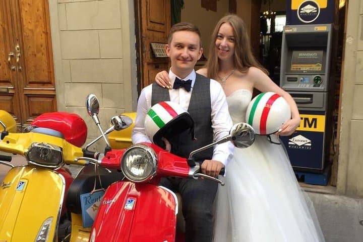 Vespa Motorcycle rental in Florence