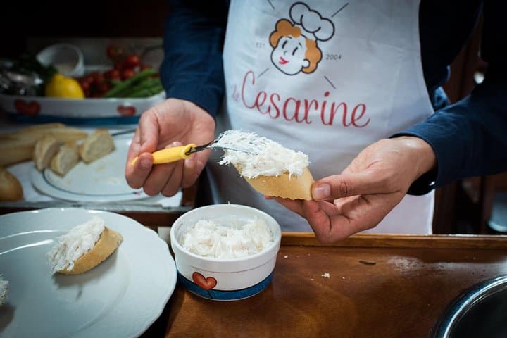 Preparing "Baccalà mantecato"