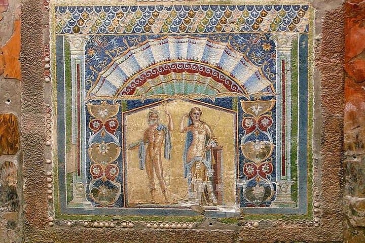 Tour Guide Naples:
Mosaic of Neptune and Anphitrite in Herculaneum