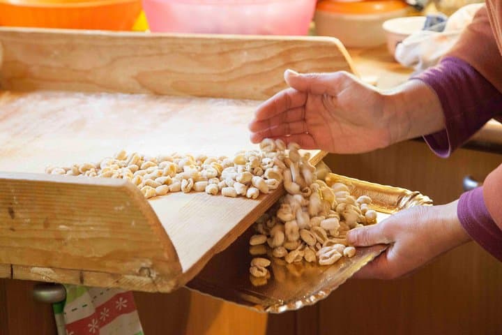 Cesarine: Home Cooking Class & Meal with a Local in Bari