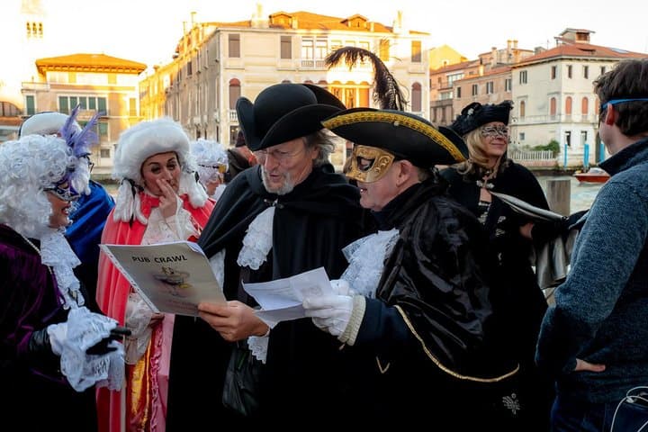 Venice Carnival Pub Crawl with Drinks & Masked Party Night