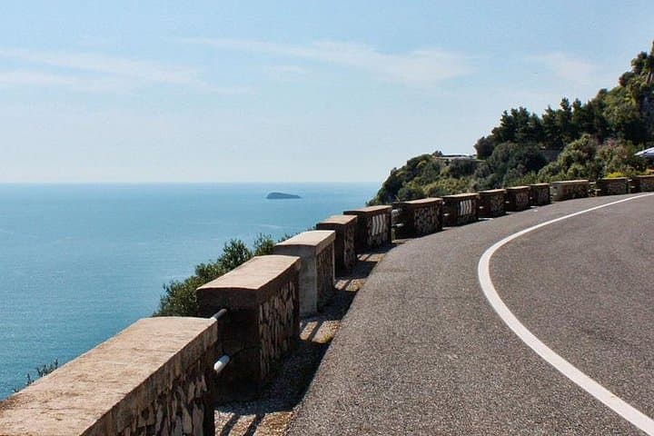 Amalfi coast day tour from Sorrento with an English speaking private driver