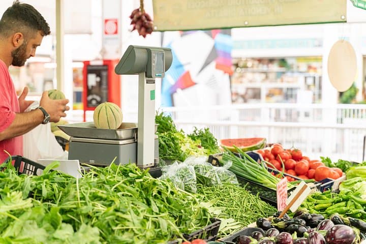 Cesarine: Small Group Market Tour & Cooking Class in Catania