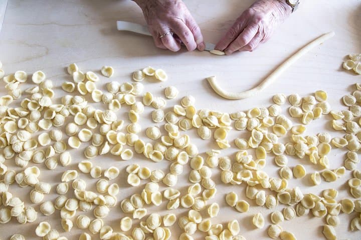 Cesarine: Home Cooking Class & Meal with a Local in Alberobello